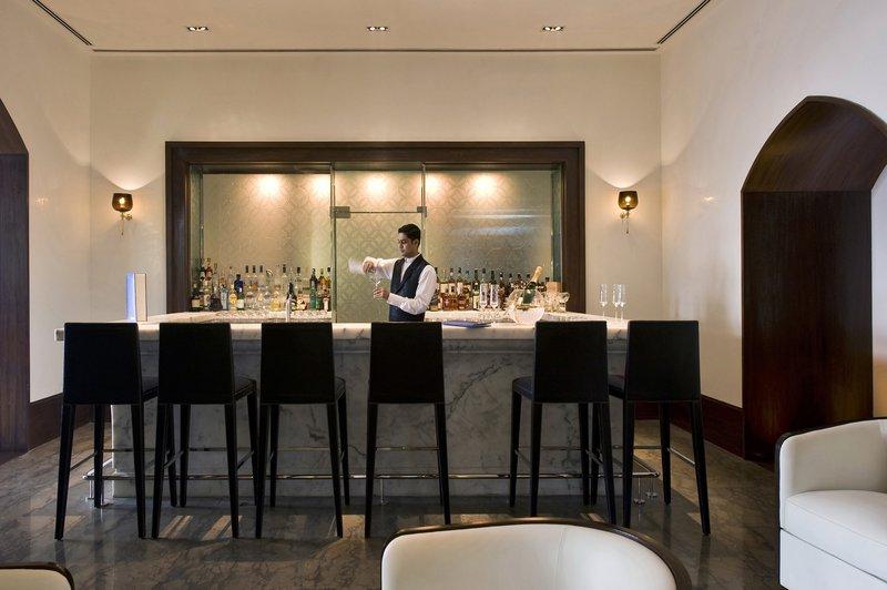 Strand Hotel, Colaba Bombaim Restaurante foto